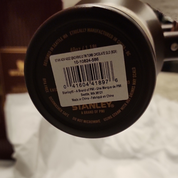 Stanley Chocolate Gold 40 Oz H2.0 Brown Quencher New In Box Authentic - Picture 7 of 14